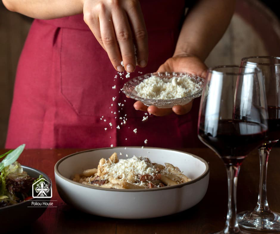 Poliou House - Image 2