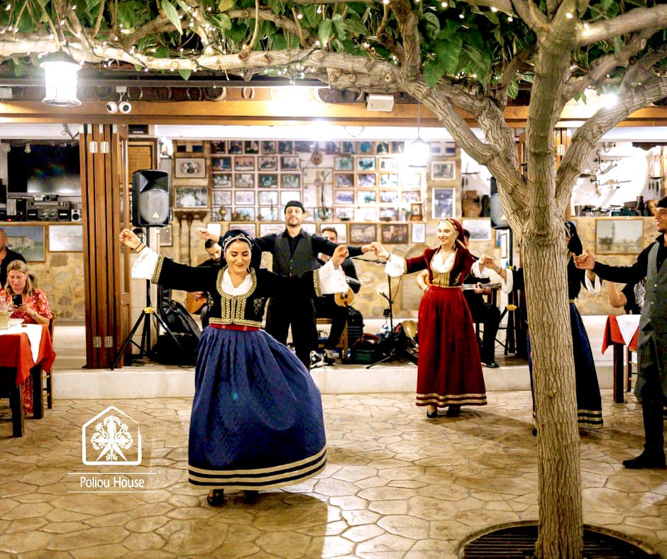 Poliou House - Image 12