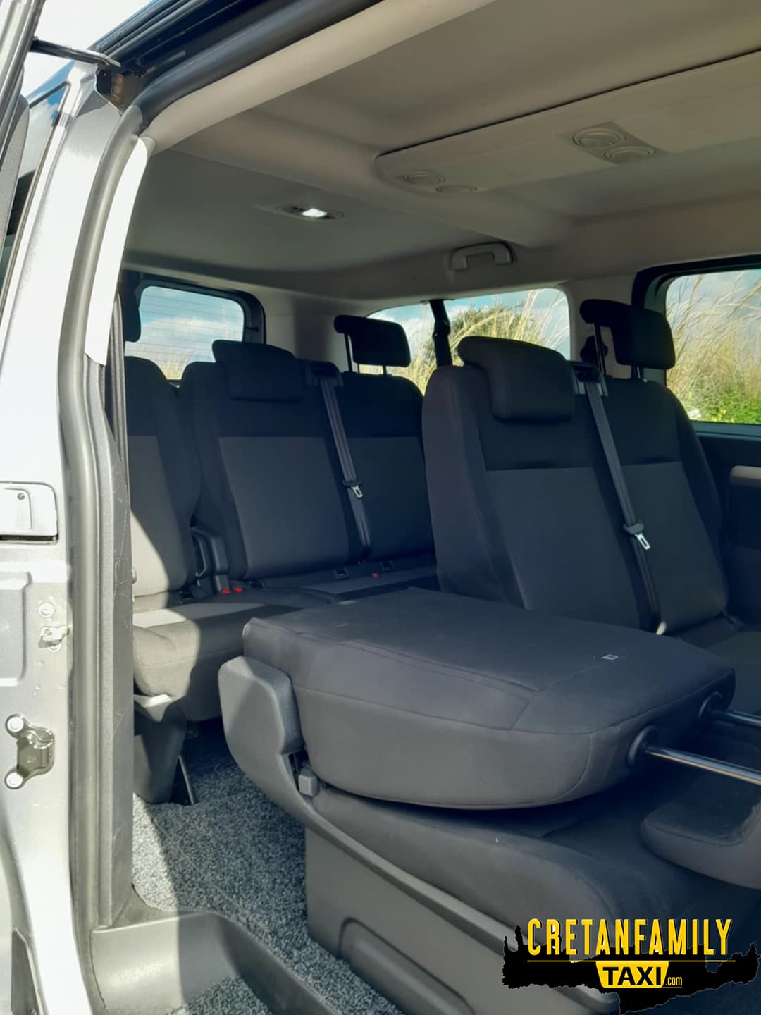 Cretan Family Taxi - Image 5