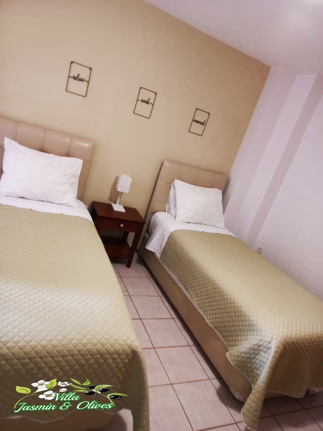 Villa Jasmin & Olives - Image 11