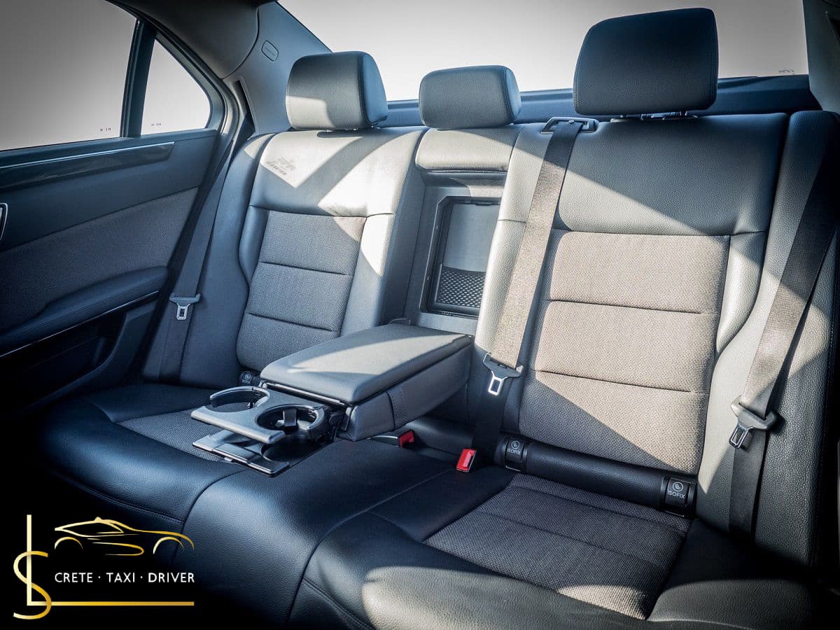 Crete Taxi Driver - Image 5