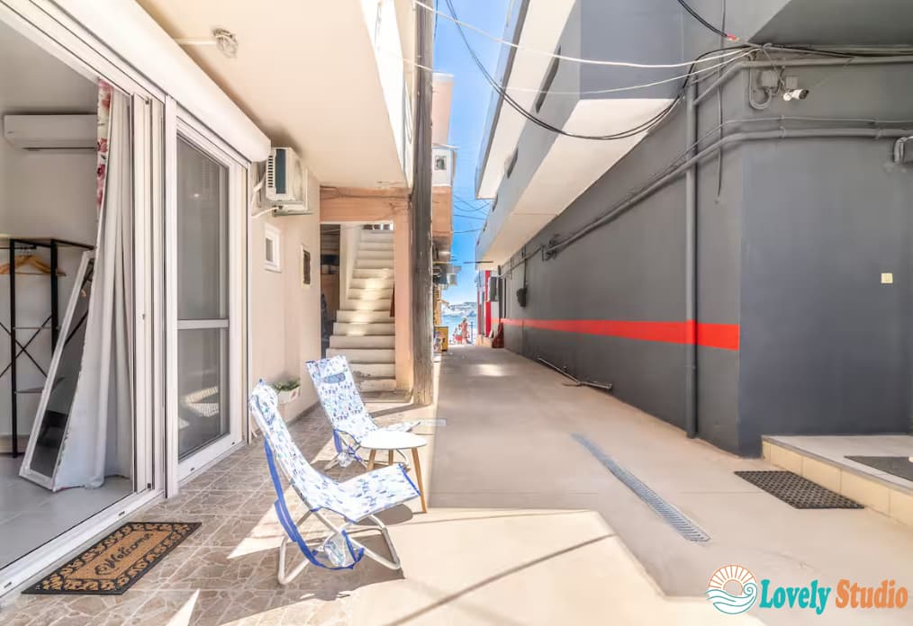 Lovely Seaside Studio - Image 1