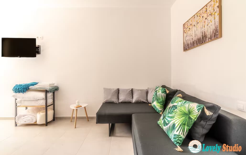 Lovely Seaside Studio - Image 2