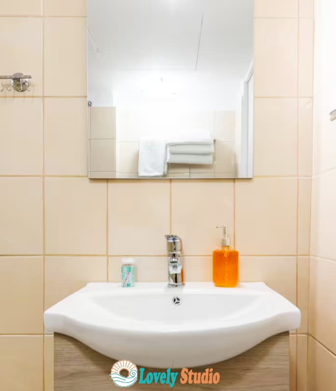 Lovely Seaside Studio - Image 6